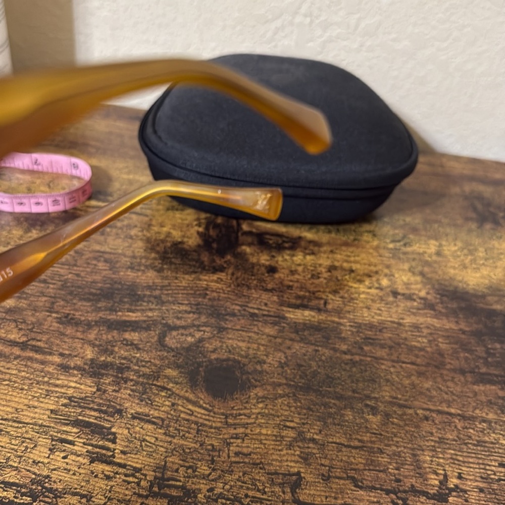 Louis Vuitton Havana Brown Women's glasses - Picture 10 of 11